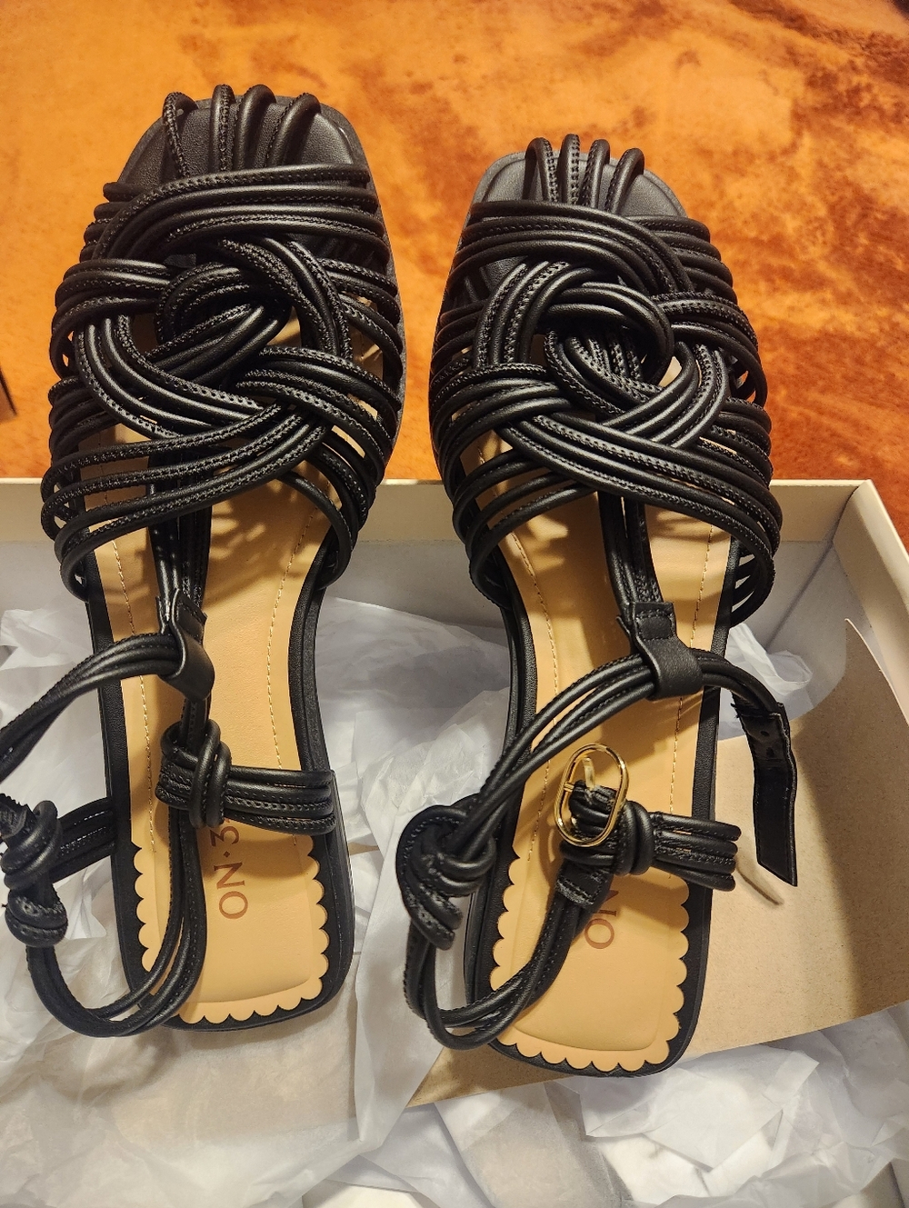 Knotted Strappy Flat Sandals - Black